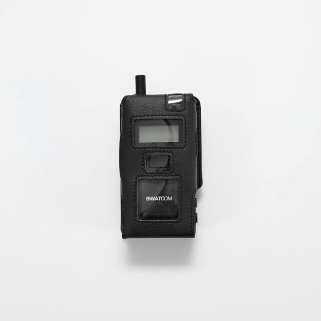 SWATCOM Multicom 2.4 GHz Transceiver (Handset) with charger, carry case & headset - Image 3